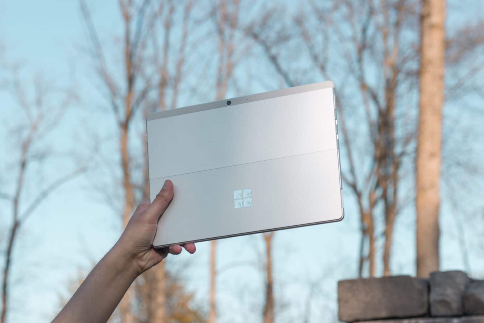 Microsoft Laptop depicting Partner Incentives and Co-op funding for FY 2023
