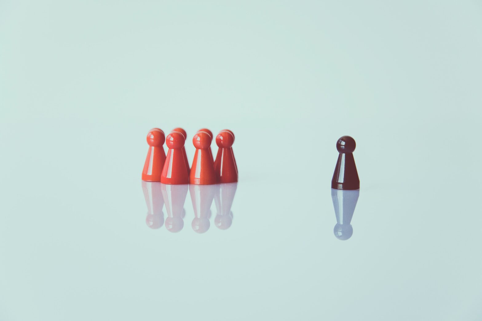 Game of chess depicting leadership and subject matter expertise