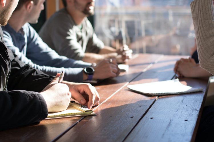 internal stakeholders collaborate to determine unique value proposition